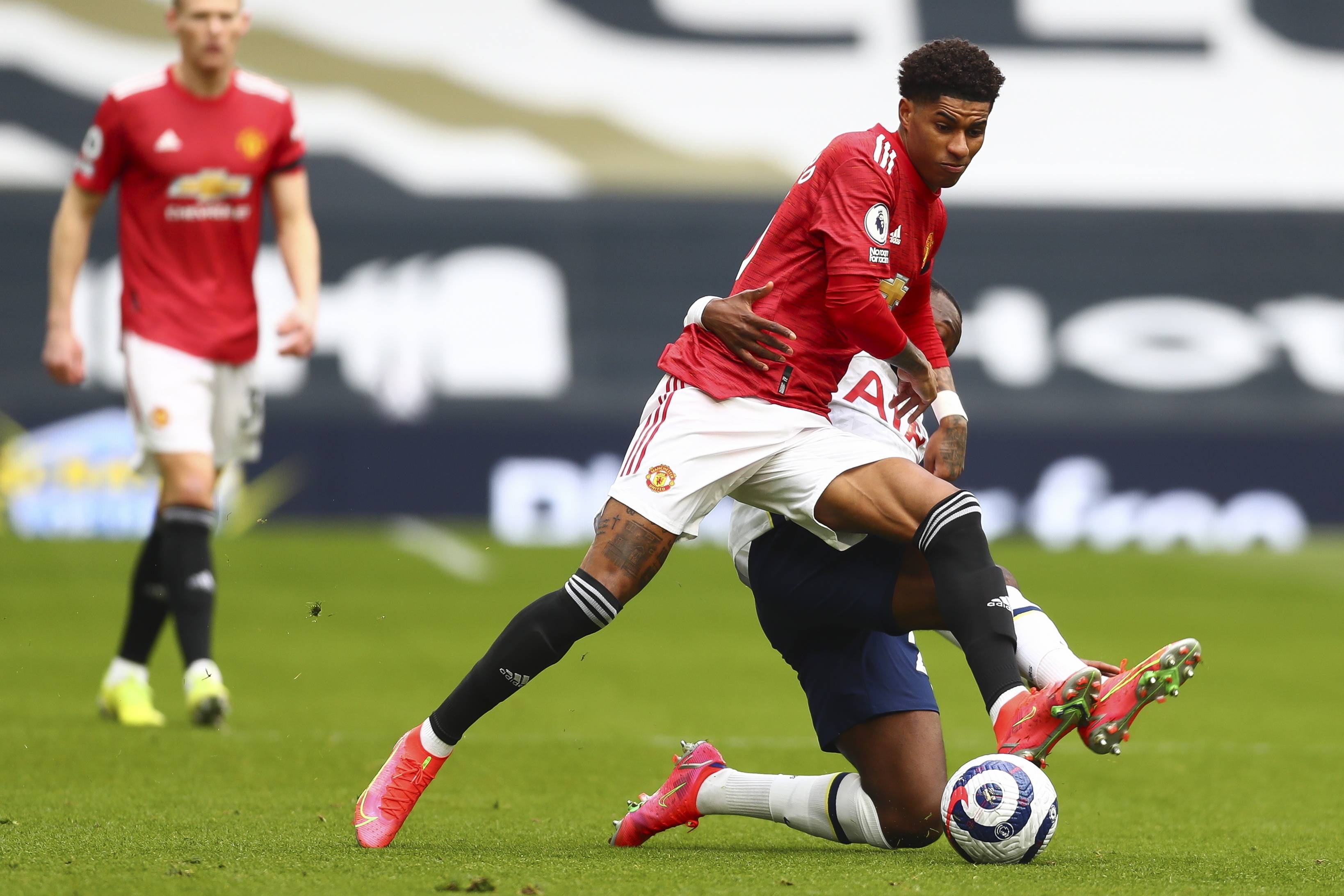 因此像格拉 因此像格拉