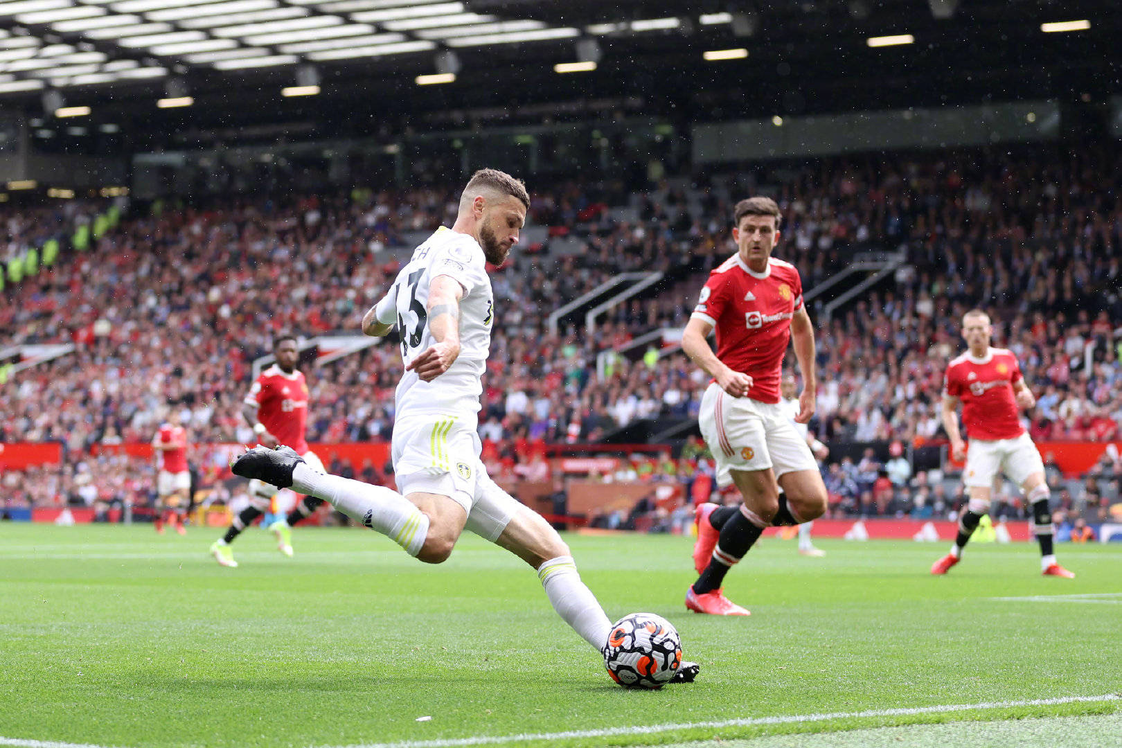 更是对范佩 更是对范佩