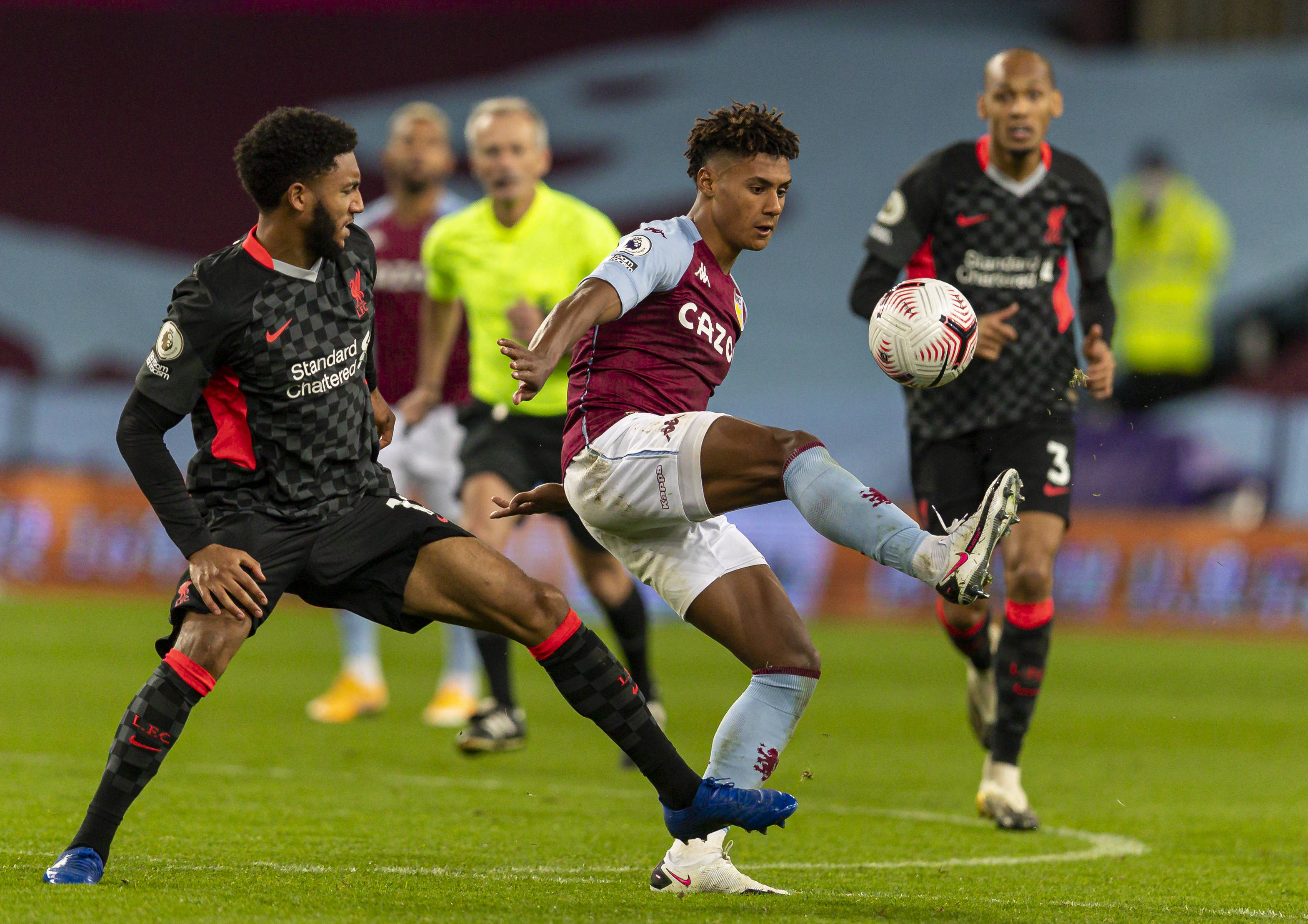 弗兰克:巴黎是欧洲最出色的球队,但我们相信自己.